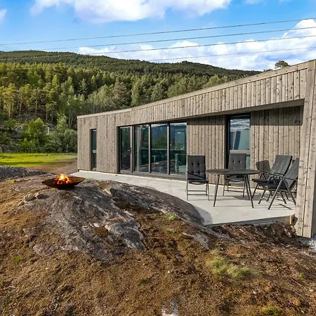 Fjordpanorama * سوغندال